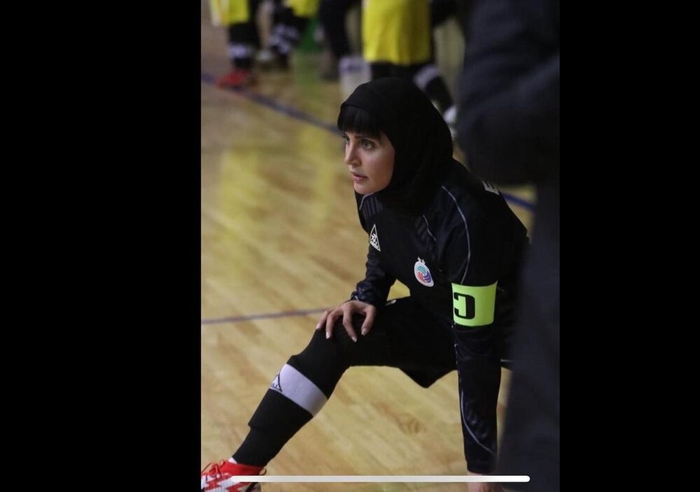 لو رفتن فوتبال بازی کردن الناز شاکردوست/عکس