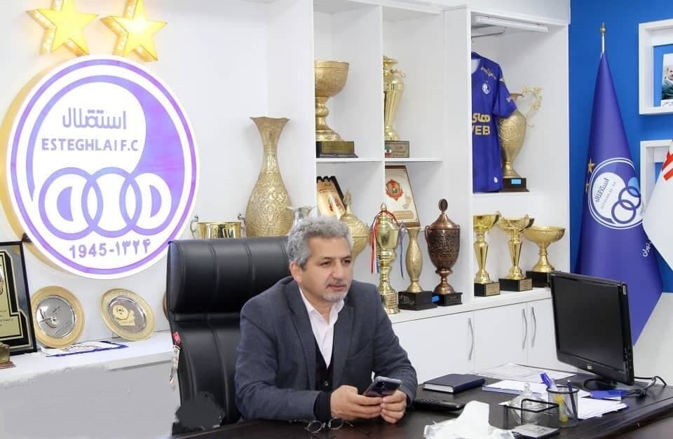 ناصر فریادشیران مدیر استقلالی را شست و پهن کرد ناصر فریادشیران مدیر استقلالی را شست و پهن کرد