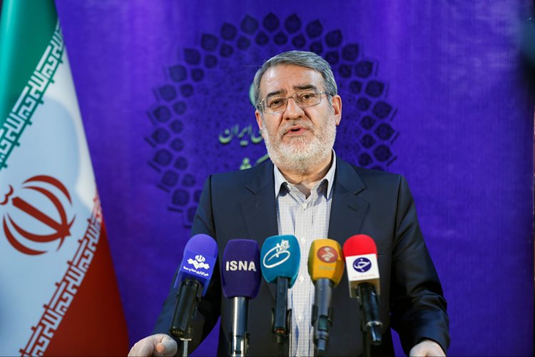 وزیر کشور: برگزاری مراسم عزاداری در اماکن سربسته و دسته روی در خیابان‌ها ممنوع