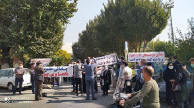 اعتراض فرهنگیان به عدم اجرای رتبه بندی معلمان ادامه دارد