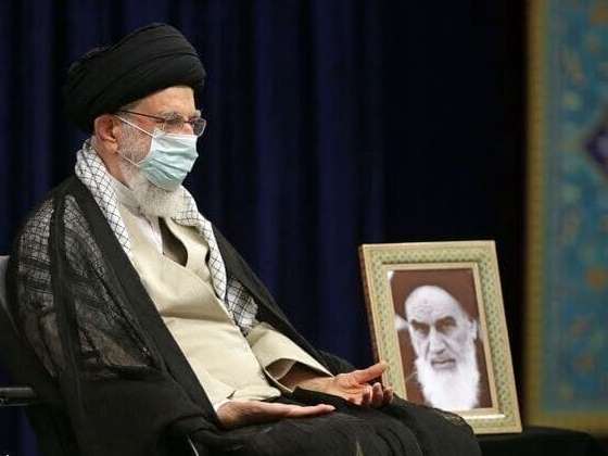 رهبر معظم انقلاب: امکانات ناشی از فضای مجازی و رسانه‌ای برای روشنگری و پاسخ به ابهامات مغتنم است