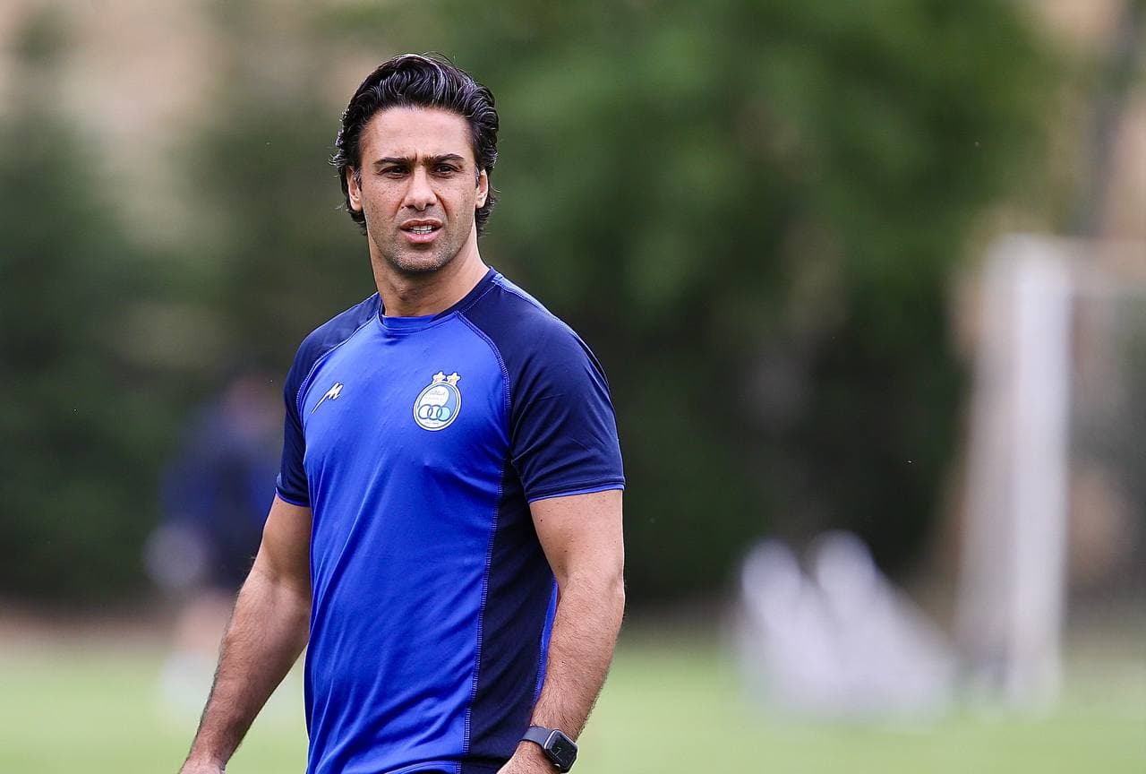 فرهاد مجیدی استقلالی ها را عصبانی کرد فرهاد مجیدی استقلالی ها را عصبانی کرد