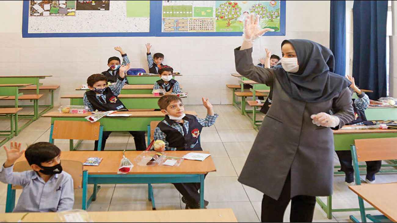 تعویق بازنشستگی معلمان تا ۶۵ سالگی