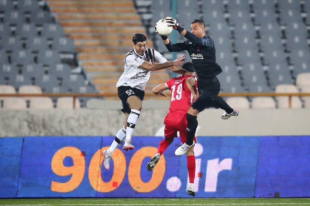 حامد لک بلای جان استقلالی ها می شود ؟