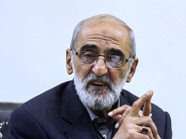 حسین شریعتمداری درباره آغاز قرن پانزدهم: تاریخ برای آمریکا به پایان رسیده ولی برای انقلاب اسلامی تازه آغاز شده
