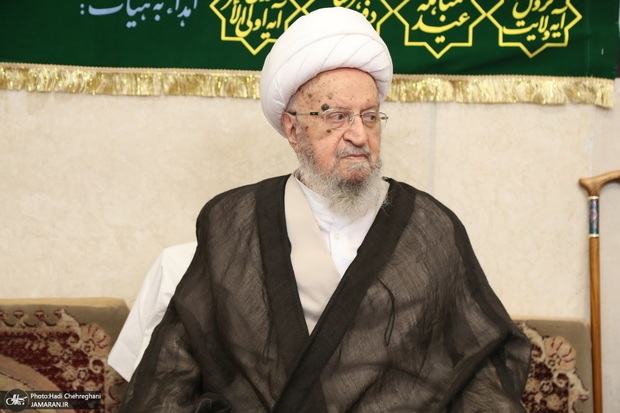 آیت الله العظمی مکارم شیرازی: مملکت با شعار اداره نمی شود! آیت الله العظمی مکارم شیرازی: مملکت با شعار اداره نمی شود!