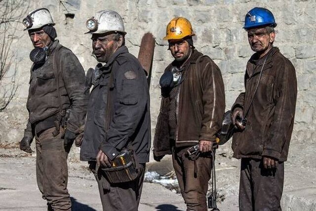 افزایش ۱۰۰ درصدی حقوق هم پاسخگوی معیشت کارگران نیست افزایش ۱۰۰ درصدی حقوق هم پاسخگوی معیشت کارگران نیست