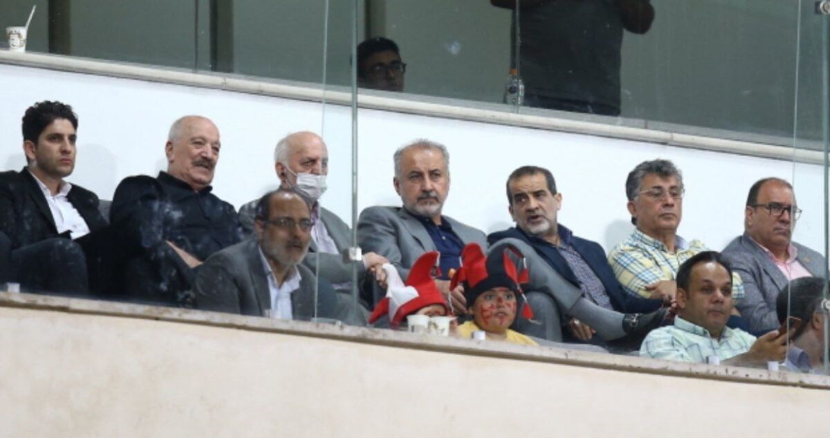 سرلک در آستانه جدایی و پرسپولیس ؛ اقدام عجیب ملی پوش پرسپولیس