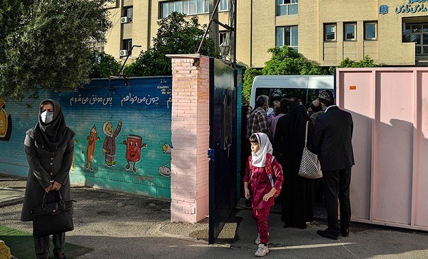 توضیحاتی درباره مشکلات ثبت‌نام در مدارس خارج از محدوده