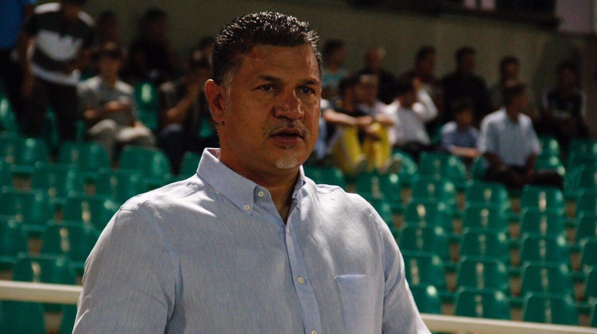 طعنه علی دایی به انتظار هواداران پرسپولیس طعنه علی دایی به انتظار هواداران پرسپولیس