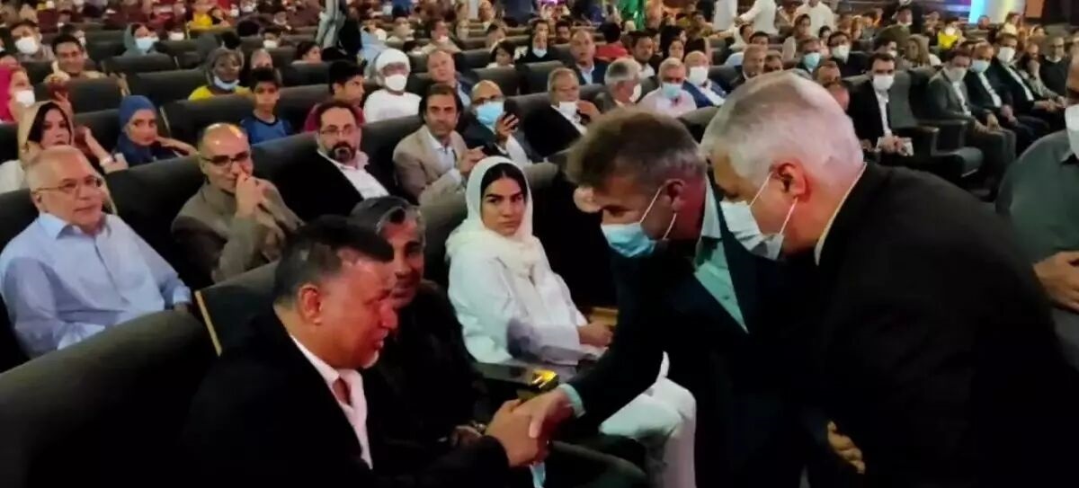 علی دایی واکنش نشان داد ؛ ماجرای بی اعتنایی به وزیر ورزش