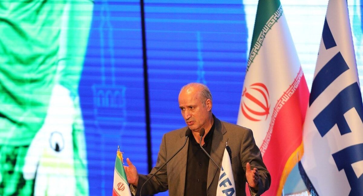 مهدی تاج دست بردار صدا و سیما نیست مهدی تاج دست بردار صدا و سیما نیست