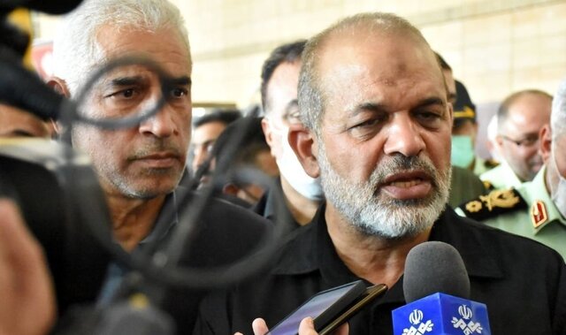 تاکنون ۳ میلیون زائر از مرزهای کشور خارج شده‌اند/ حل مشکل عبور زوار غیرایرانی از مرز شلمچه