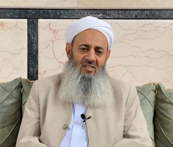 مولوی عبدالحمید درخواست برگزاری رفراندوم کرد