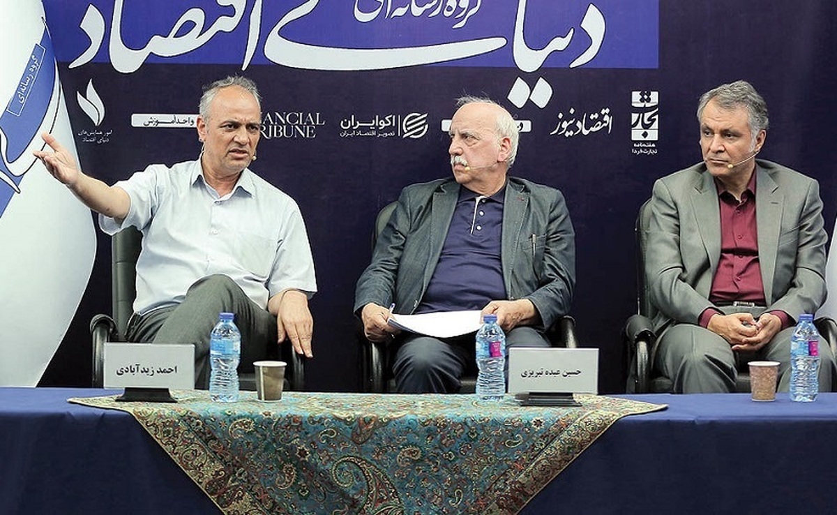 تنها راه نجات این است که حکومت شروع به تغییر کند