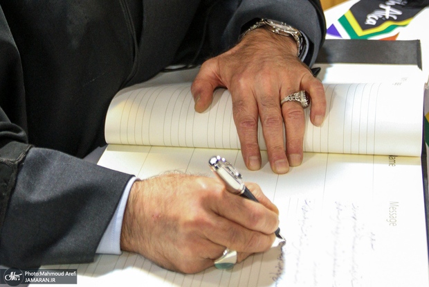 محمدعلی ابطحی: آقای خاتمی سه نامه خدمت رهبری نوشت محمدعلی ابطحی: آقای خاتمی سه نامه خدمت رهبری نوشت