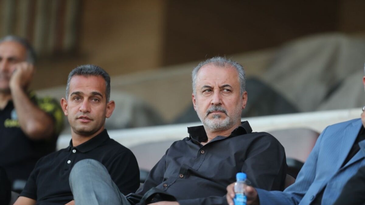 بازیکنان پرسپولیس علیه جنجال رضا درویش