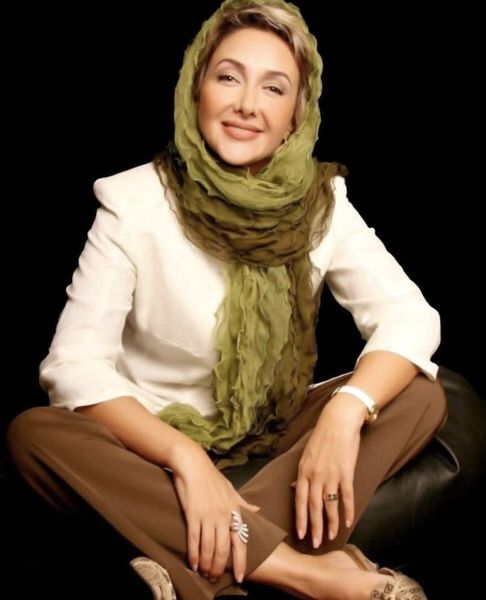 استایل عجیب کتایون ریاحی در جشن تولدش/عکس استایل عجیب کتایون ریاحی در جشن تولدش/عکس