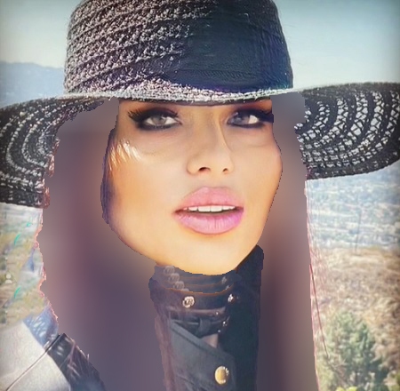 دنیز با عکس جذاب مادرش لج زن دوم علی دایی را درآورد!/ عکس دنیز با عکس جذاب مادرش لج زن دوم علی دایی را درآورد!/ عکس