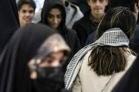 «كشف حجاب» سیر نزولي پیدا کرده است