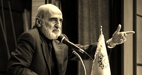 حسین شریعتمداری: زمانی درگیری ما با دشمن به پایان خواهد رسید که یا ما از حاکمیت اسلامی دست برداریم و یا آمریکا دست از دشمنی با ما بردارد / همه تلاش دشمن در اقلیت نشان دادن نیرو‌های انقلاب است