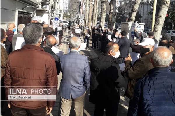 تجمع اعتراضی بازنشستگان در چند شهر