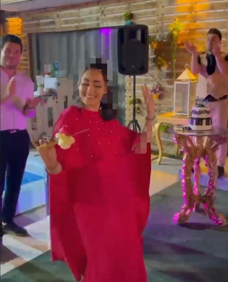 لو رفتن فیلم رقص زیبای الهام حمیدی بین مردان