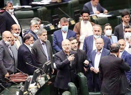 قانون‌گذارانی که قانون نمی‌دانند