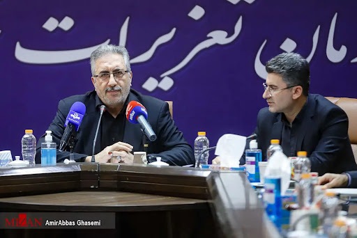 گران فروشی نان در اسنپ فود تخلف است