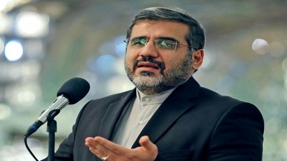 وزیر ارشاد: فیلترینگی در شبکه‌های اجتماعی نداریم / اگر شبکه‌های خارجی در ایران نمایندگی رسمی داشته باشند، فضای کار برای آنها باز است