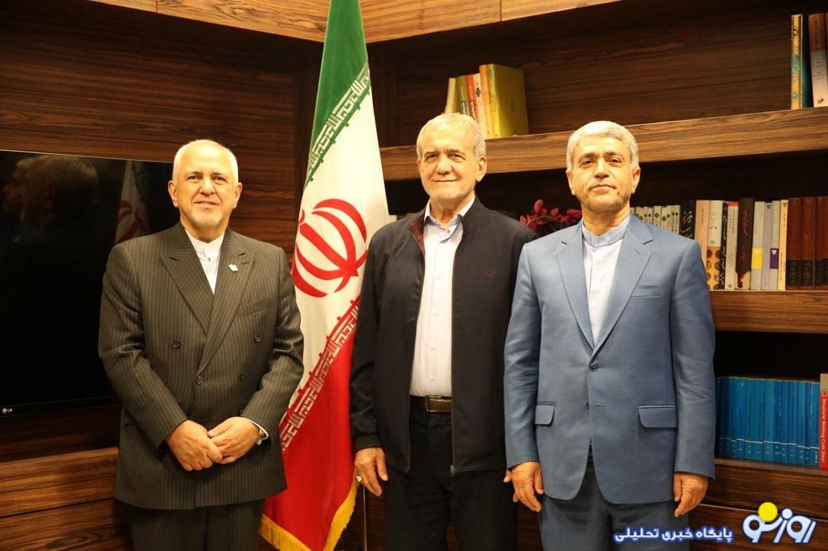 «طبيب تورم» آمد/سپردن فرماندهي اقتصادي پزشكيان به علي طيبنيا «طبيب تورم» آمد/سپردن فرماندهي اقتصادي پزشكيان به علي طيبنيا