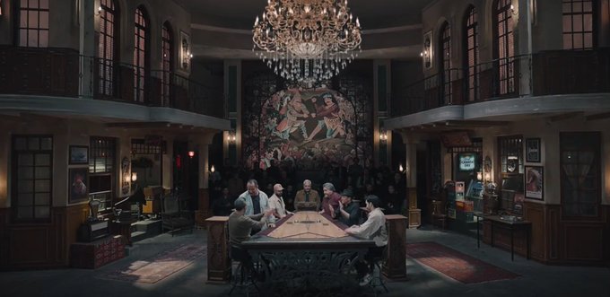 مهران مدیری در عجیبترین حالت ممکن به اجرا بازگشت