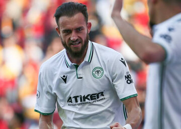 عکس| مهاجم جدید تراکتور،همبازی بازیکن منشوری پرسپولیس! عکس| مهاجم جدید تراکتور،همبازی بازیکن منشوری پرسپولیس!