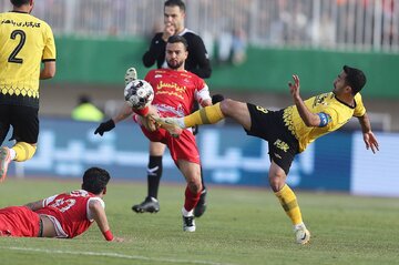 سپاهان با ۳ غایب قطعی مقابل پرسپولیس سپاهان با ۳ غایب قطعی مقابل پرسپولیس