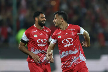 جنگ داخلی در پرسپولیس؟ جنگ داخلی در پرسپولیس؟