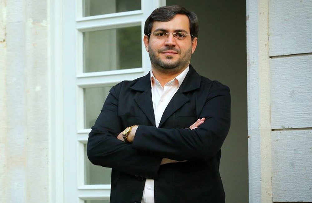 یاسر جبرائیلی خطاب به پزشکیان: حکم قتل خودت را امضا میکنی! یاسر جبرائیلی