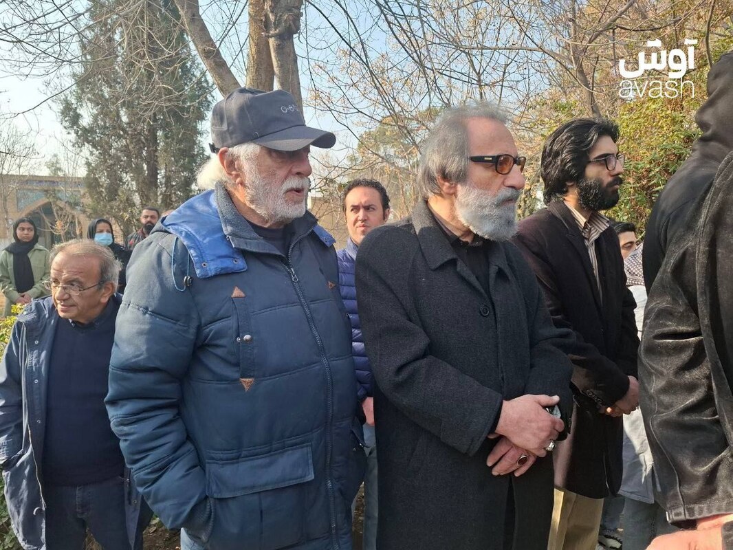 مراسم خاکسپاری سعید پیردوست در قطعه هنرمندان