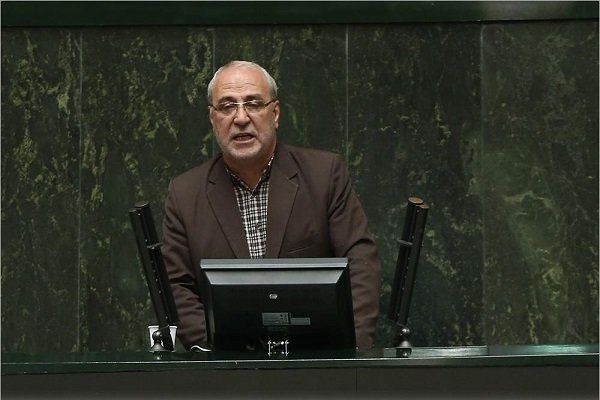 پایان ماه عسل کروز و ایرانخودرو / آیا پولهای مازاد به جیب خریداران بازمیگردد؟ پایان ماه عسل کروز و ایرانخودرو / آیا پولهای مازاد به جیب خریداران بازمیگردد؟