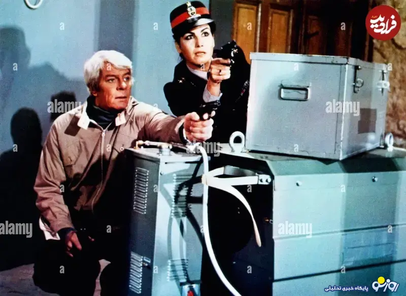 پوری بنایی» هفت‌تیر در کنار «پیتر گریوز»