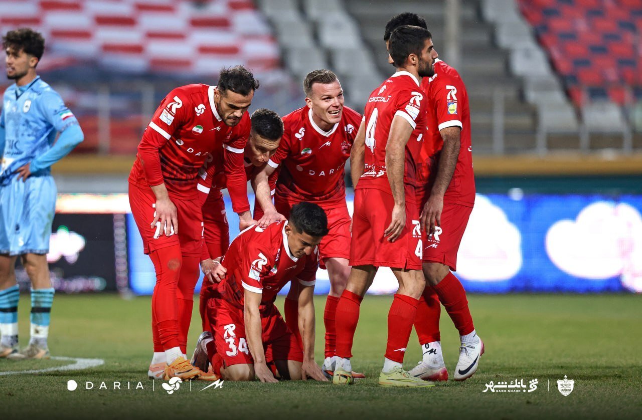 سورپرایز جذاب اوسمار برای سرخ‌ها؛ ستاره جدید پرسپولیس کیست؟