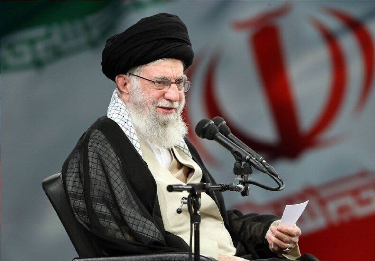 در ۲۲ بهمن کار بزرگی انجام دادید؛ ایران را سربلند و دشمن را مأیوس کردید در ۲۲ بهمن کار بزرگی انجام دادید؛ ایران را سربلند و دشمن را مأیوس کردید