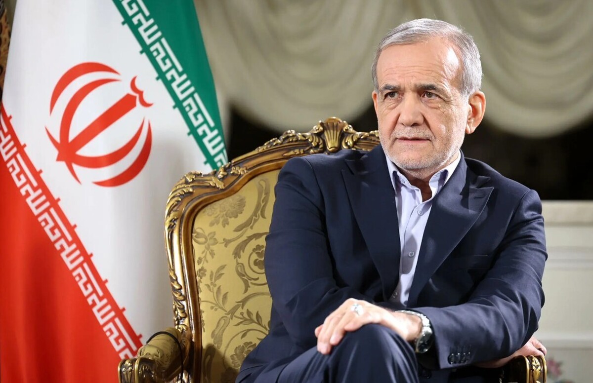 افشای حقوق پزشکیان به دلار از زبان خودش / افزایش سالانه حقوق رییس جمهور ۹۰ میلیون تومان است! افشای حقوق پزشکیان به دلار از زبان خودش / افزایش سالانه حقوق رییس جمهور ۹۰ میلیون تومان است!