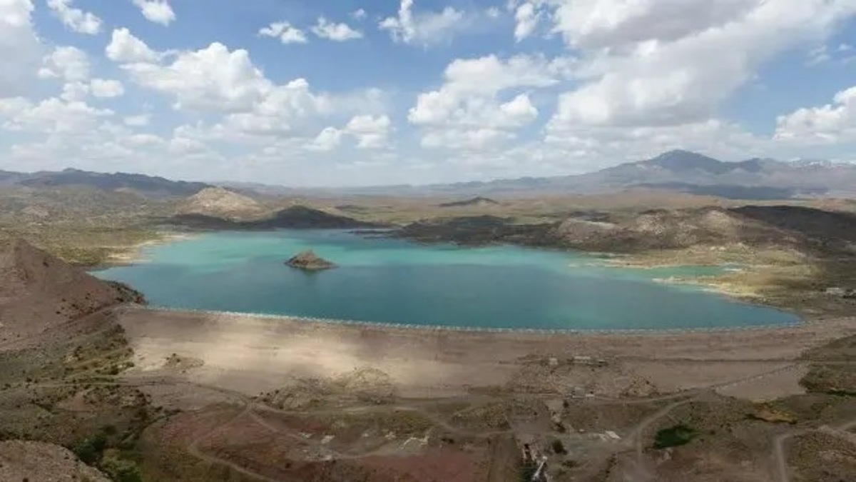 زنگ خطر مصرف آب/ سدها در پایینترین سطح ذخیره زنگ خطر مصرف آب/ سدها در پایینترین سطح ذخیره