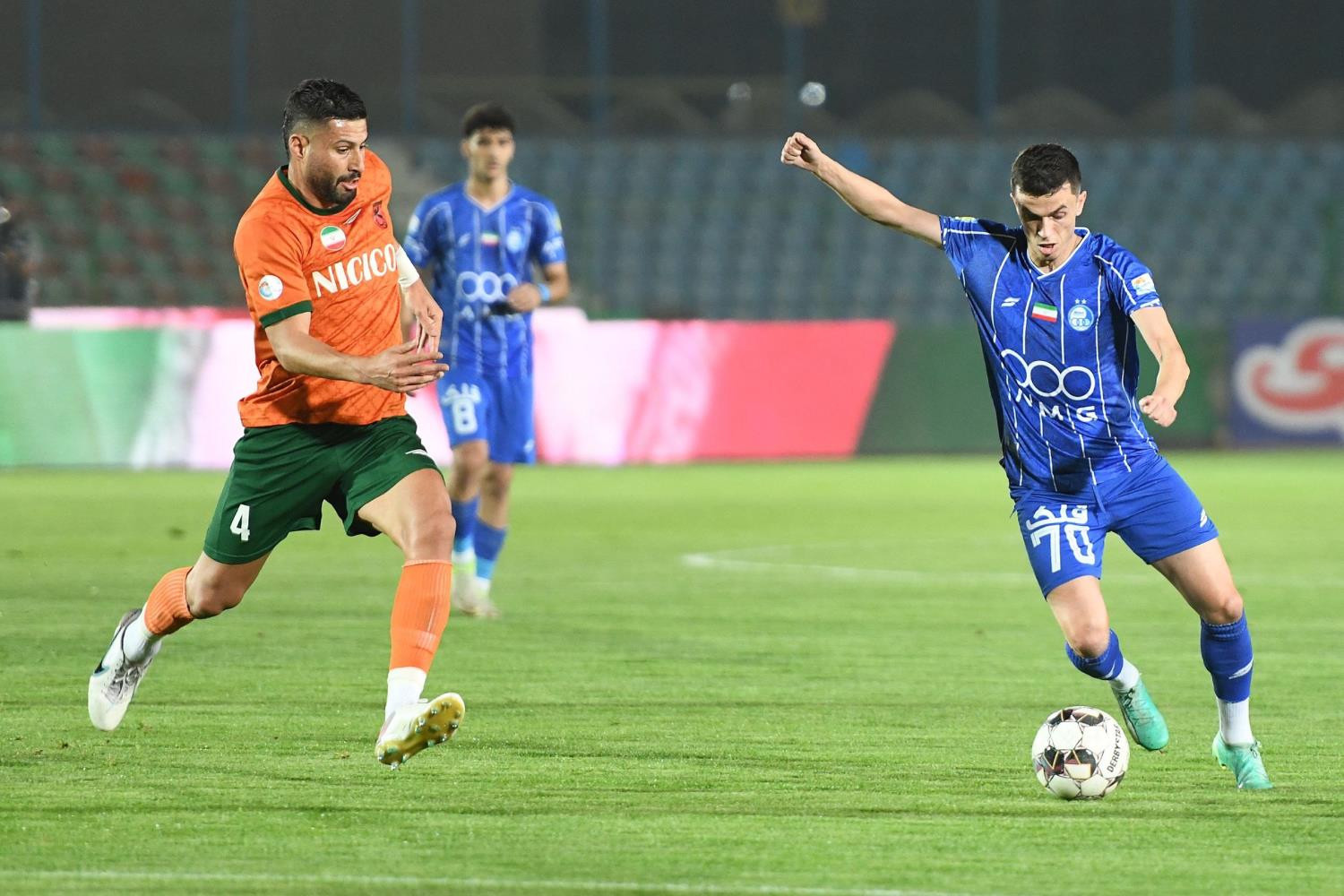 جزئیات جدید از قرارداد آسانی با استقلال؛ 2 میلیون و 475 هزار دلار برای دوفصل جزئیات جدید از قرارداد آسانی با استقلال؛ 2 میلیون و 475 هزار دلار برای دوفصل