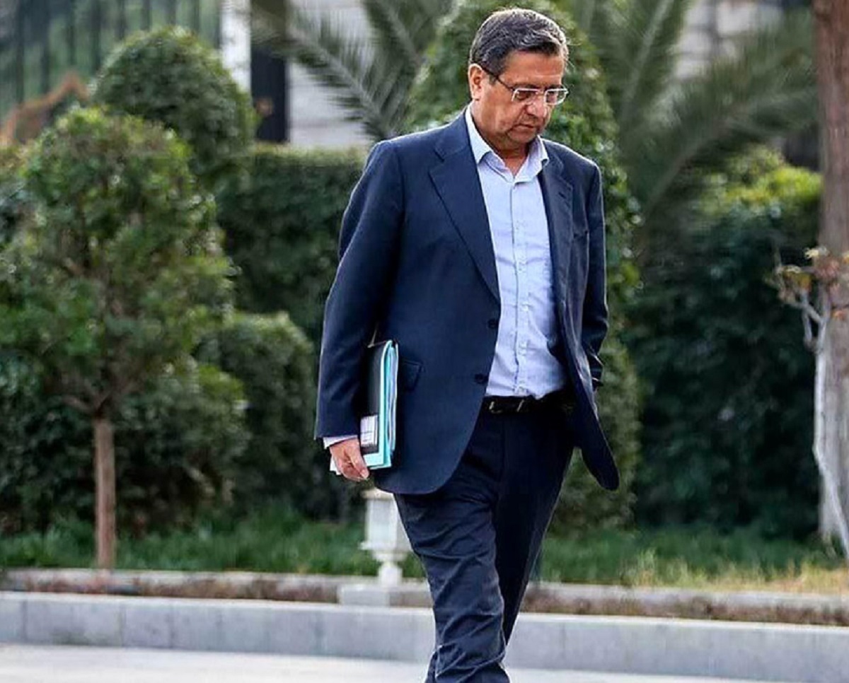 نماینده خدابنده: استیضاحکنندگان همتی به دنبال های و هوی بودند نماینده خدابنده: استیضاحکنندگان همتی به دنبال های و هوی بودند