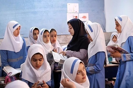 افزایش میلیونی حقوق معلمان؛ تصویب فوق العاده خاص کارکنان دولت + جزئیات، امتیاز و مبلغ
