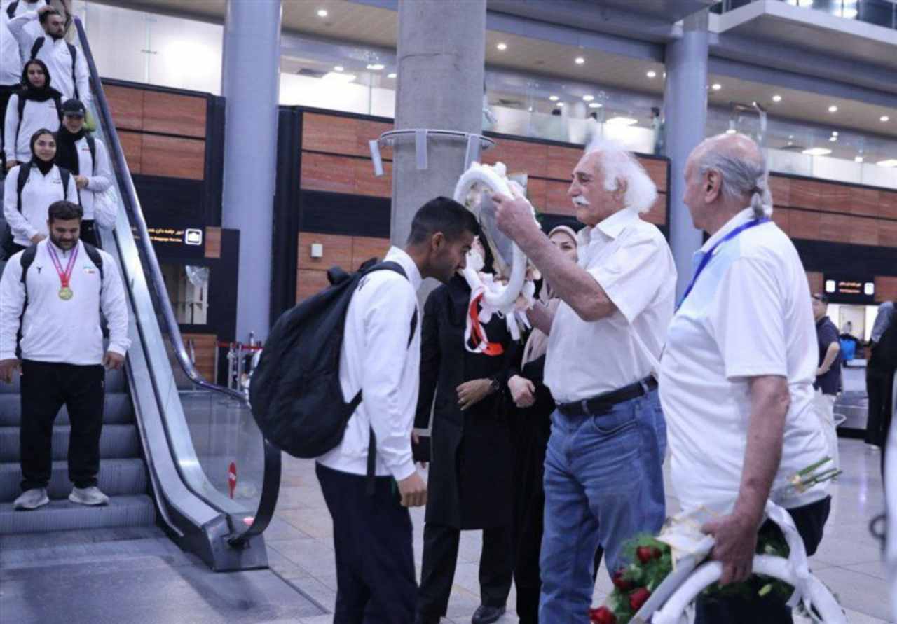 بازگشت کاروان حاشبهساز دوومیدانی از کره جنوبی به ایران؛ آینده مبهم 4 متهم تجاوز جنسی در شهر گومی بازگشت کاروان حاشبهساز دوومیدانی از کره جنوبی به ایران؛ آینده مبهم 4 متهم تجاوز جنسی در شهر گومی