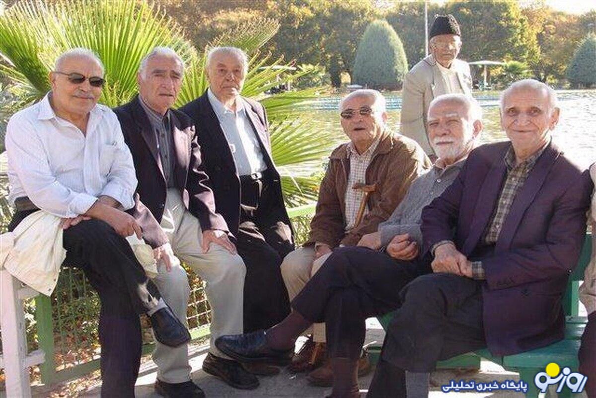 بازنشستگان ۱۴ میلیون تومان حقوق دارند