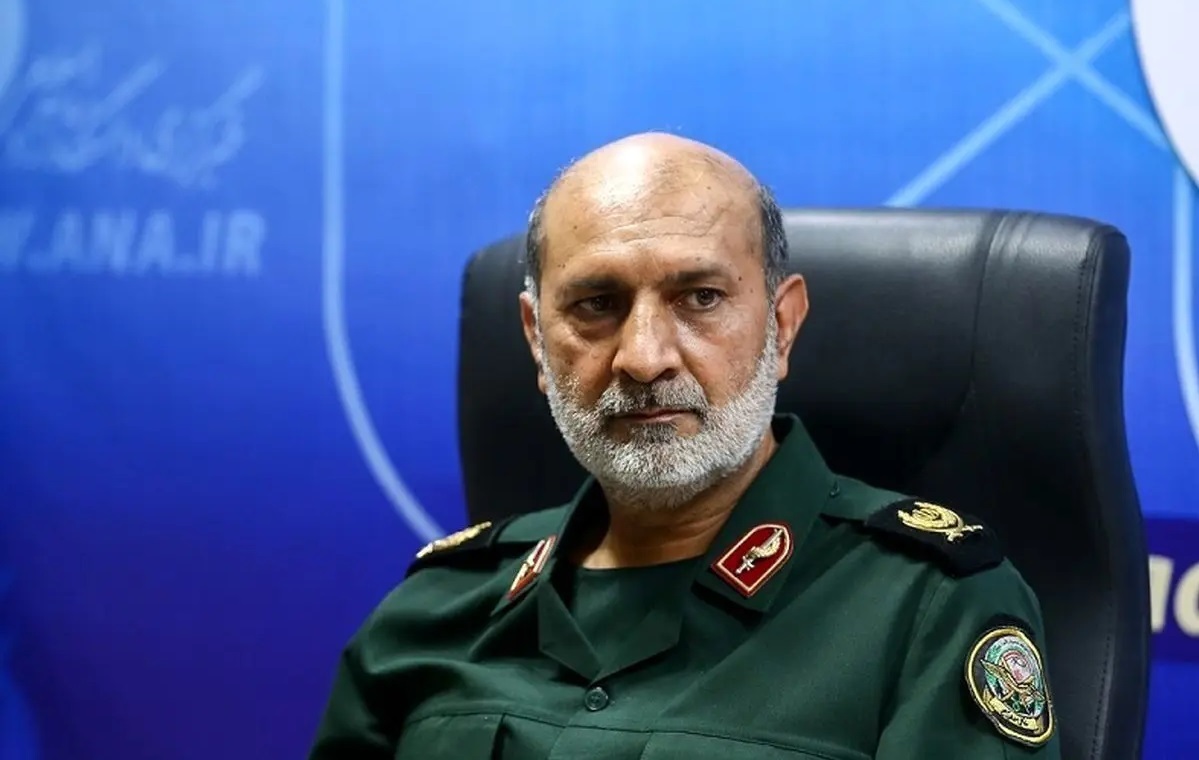 معاون دفتر عقیدتی سیاسی فرماندهی کل قوا: هرگونه عمل احمقانه رژیم صهیونی و متحدان آن‌ها با سیلی سخت ایران مواجه خواهد شد/ دستگیری‌های انجام شده سرنخ‌های خوبی به نیروهای امنیتی و اطلاعاتی ما داد / اعلام مسئولین امنیتی برای معرفی عناصر فریب‌خورده موجب شد عده‌ای برگردند؛ اطلاعات آن‌ها هم می‌تواند در مهار ماجرا و ضربه به آن‌ها، ان‌شاءالله مؤثر باشد