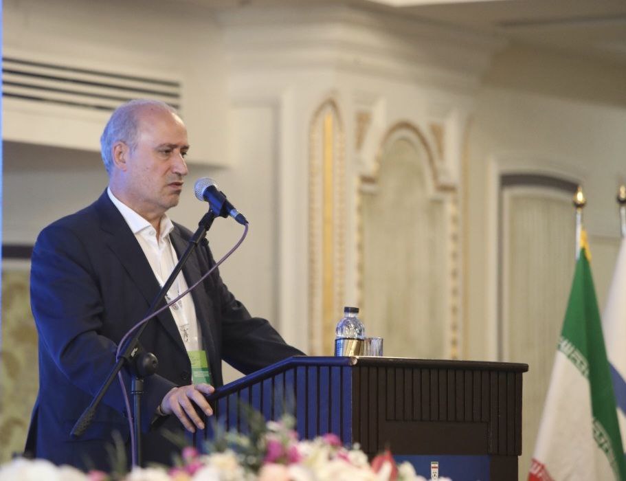 مهدی تاج: کار ساپینتو قابل تحسین و مطالعه است